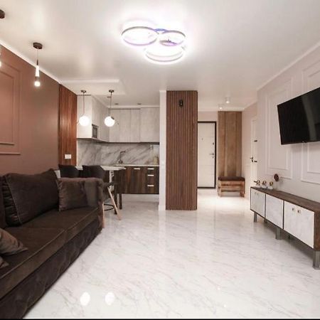 2 Bedroom Apartment On Shulginih Kirovograd Dış mekan fotoğraf